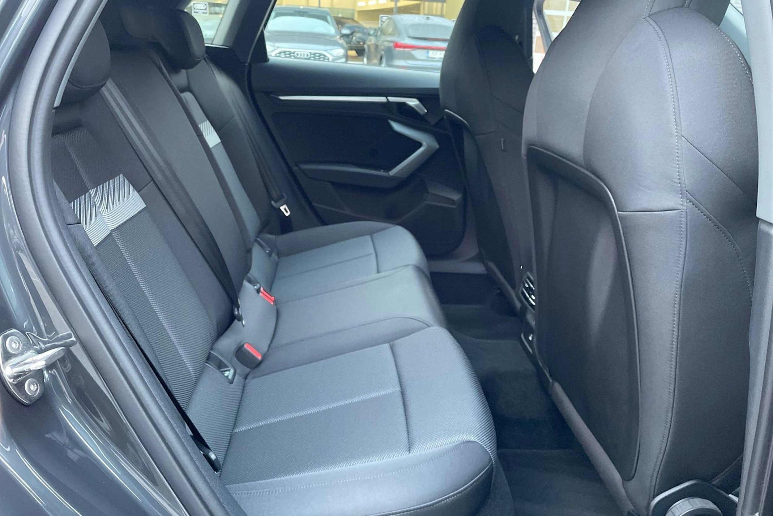 harmaa Audi A3 2025 kuva 20.