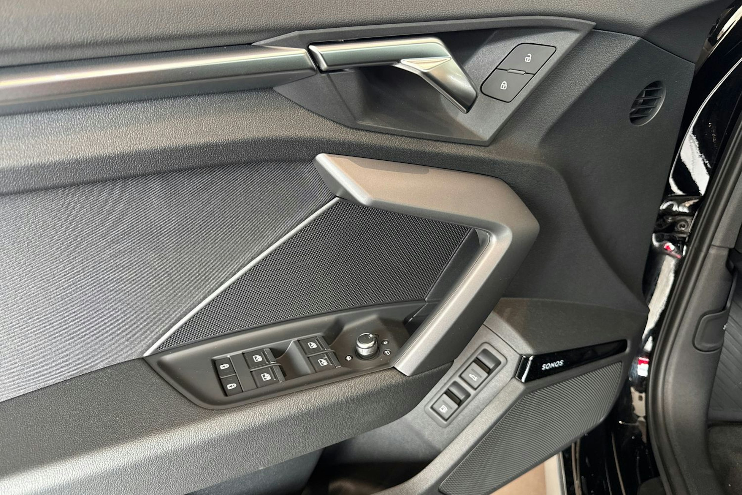 musta Audi A3 2025 kuva 13.