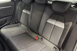 punainen Audi A3 2025 kuva 8.