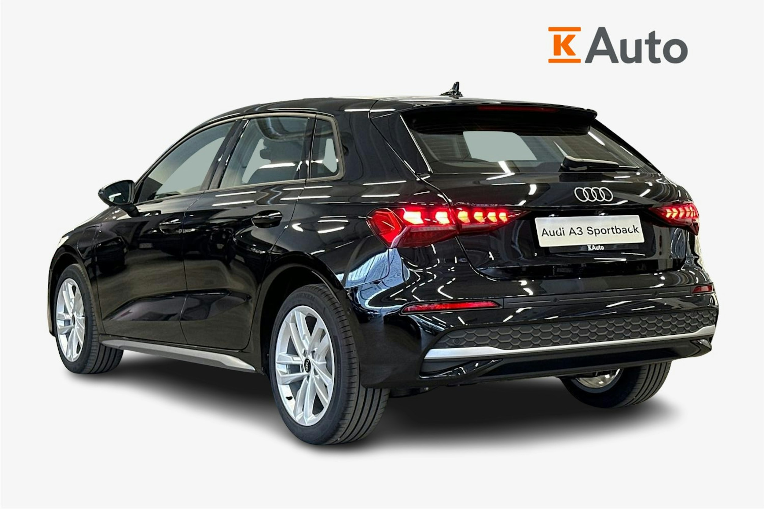 musta Audi A3 2025 kuva 2.