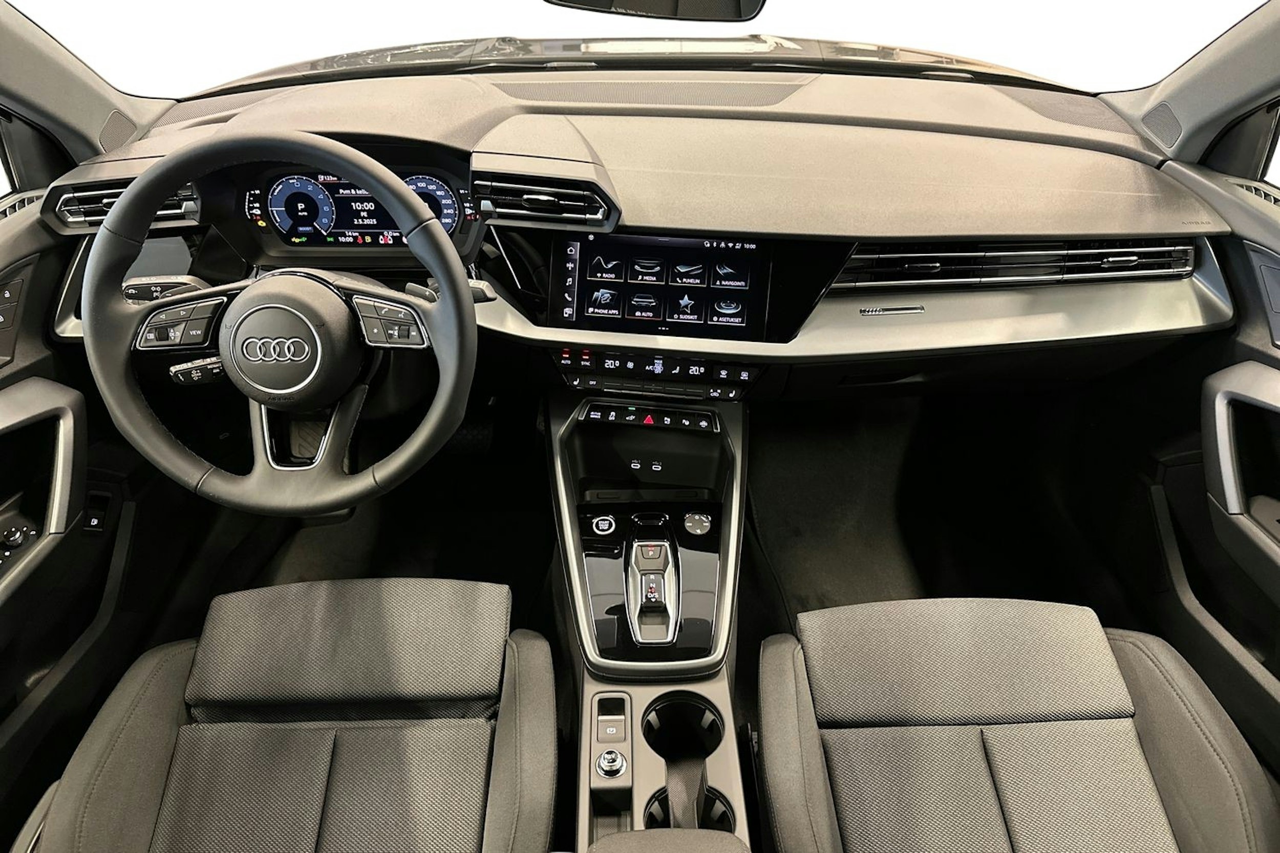 musta Audi A3 2025 kuva 7.