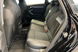 musta Audi A3 2025 kuva 8.