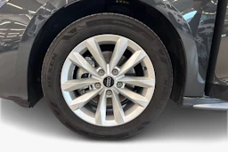 harmaa Audi A3 2025 kuva 9.
