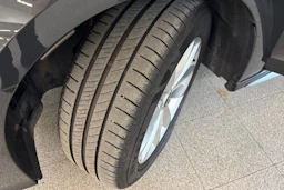 harmaa Audi A3 2025 kuva 10.