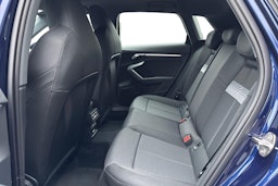 sininen Audi A3 2025 kuva 8.