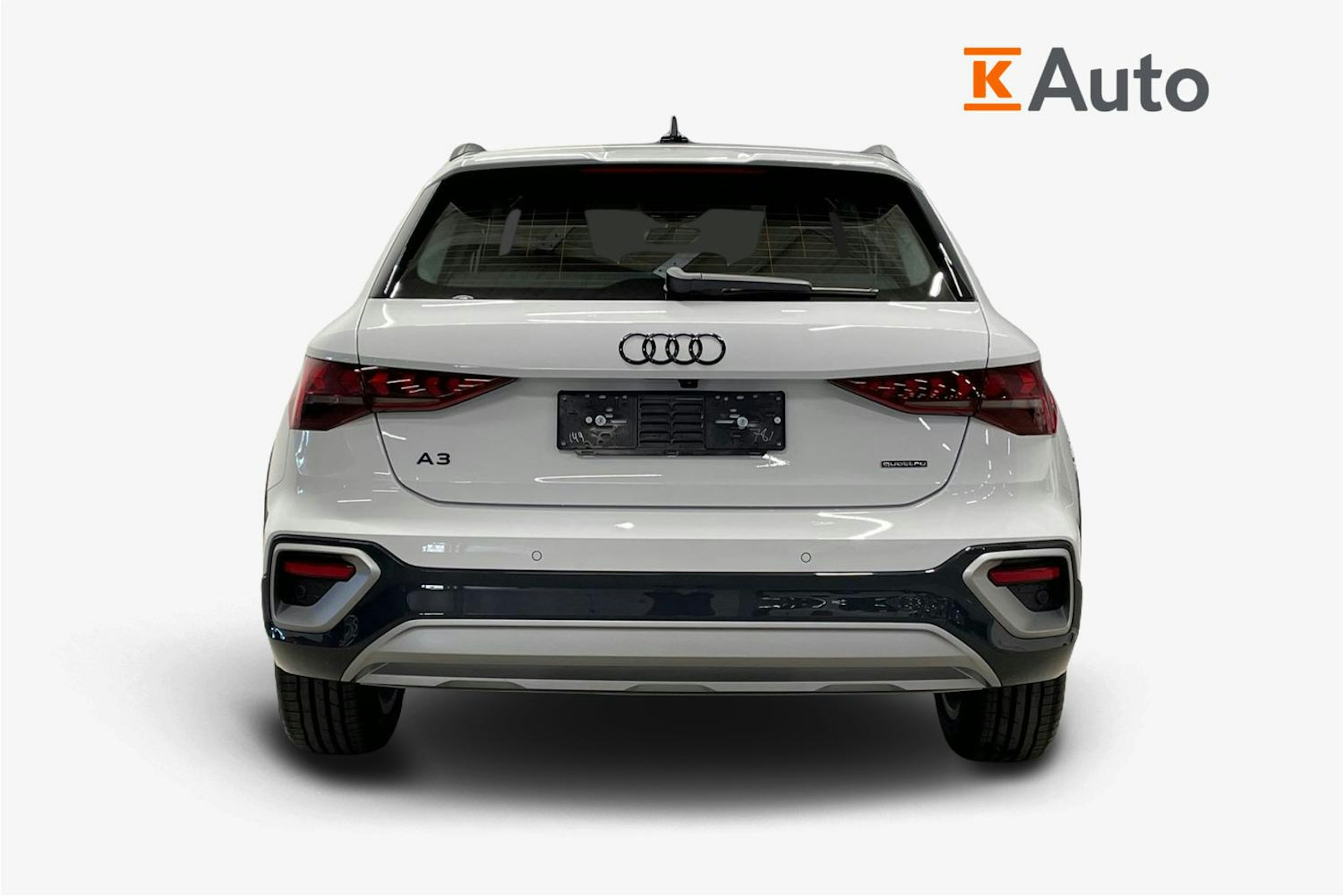 valkoinen Audi A3 2025 kuva 3.