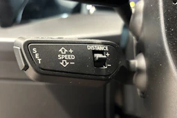 sininen Audi A3 2025 kuva 23.