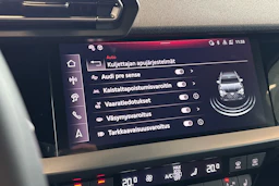 sininen Audi A3 2025 kuva 36.