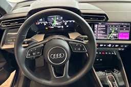 sininen Audi A3 2025 kuva 39.