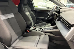 Harmaa Audi A3 2025 kuva 30.