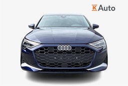 sininen Audi A3 2025 kuva 4.
