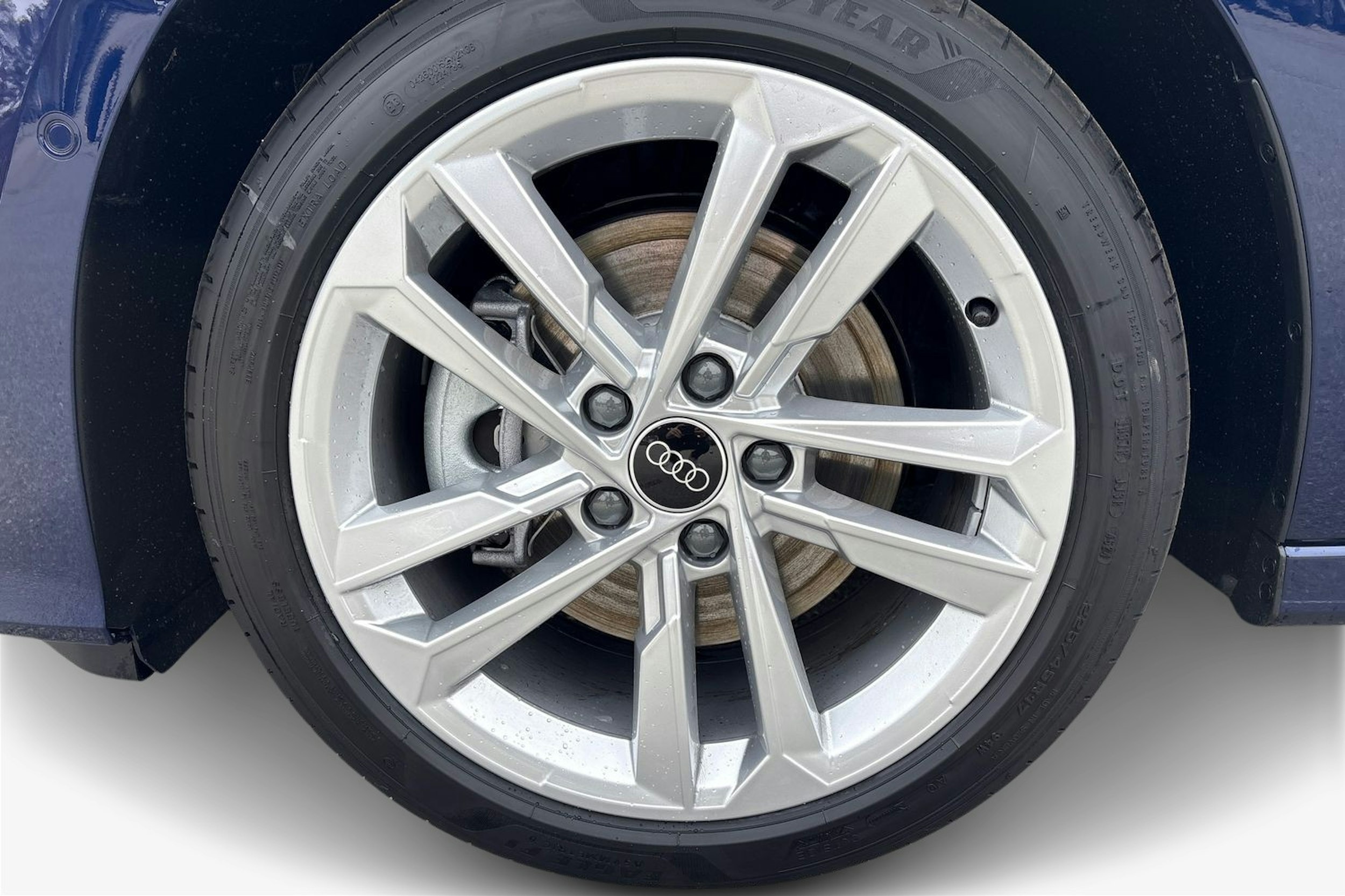 sininen Audi A3 2025 kuva 9.