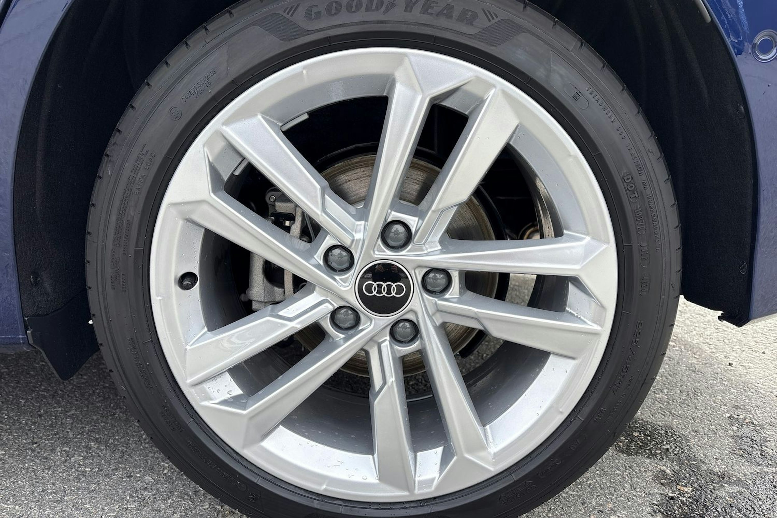 sininen Audi A3 2025 kuva 10.