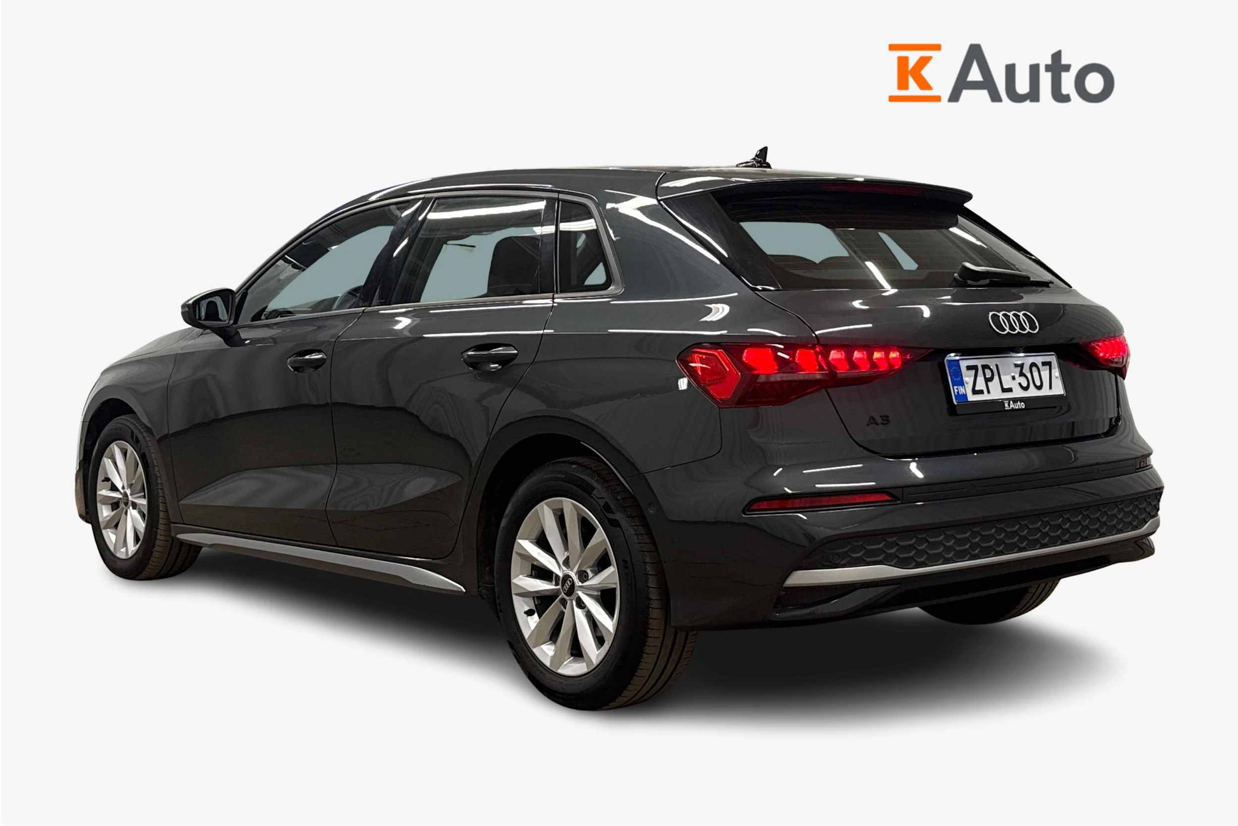 harmaa Audi A3 2025 kuva 3.