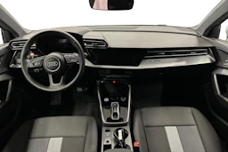 valkoinen Audi A3 2026 kuva 7.