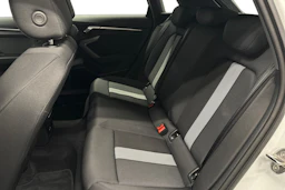 valkoinen Audi A3 2026 kuva 8.