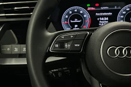 valkoinen Audi A3 2026 kuva 11.