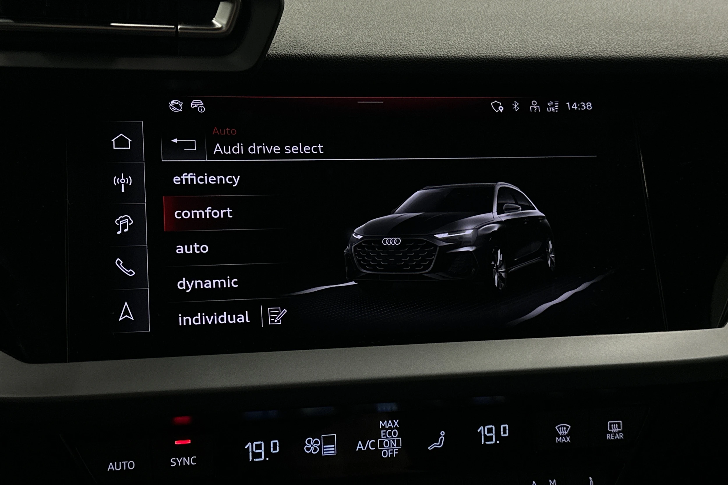 valkoinen Audi A3 2026 kuva 25.