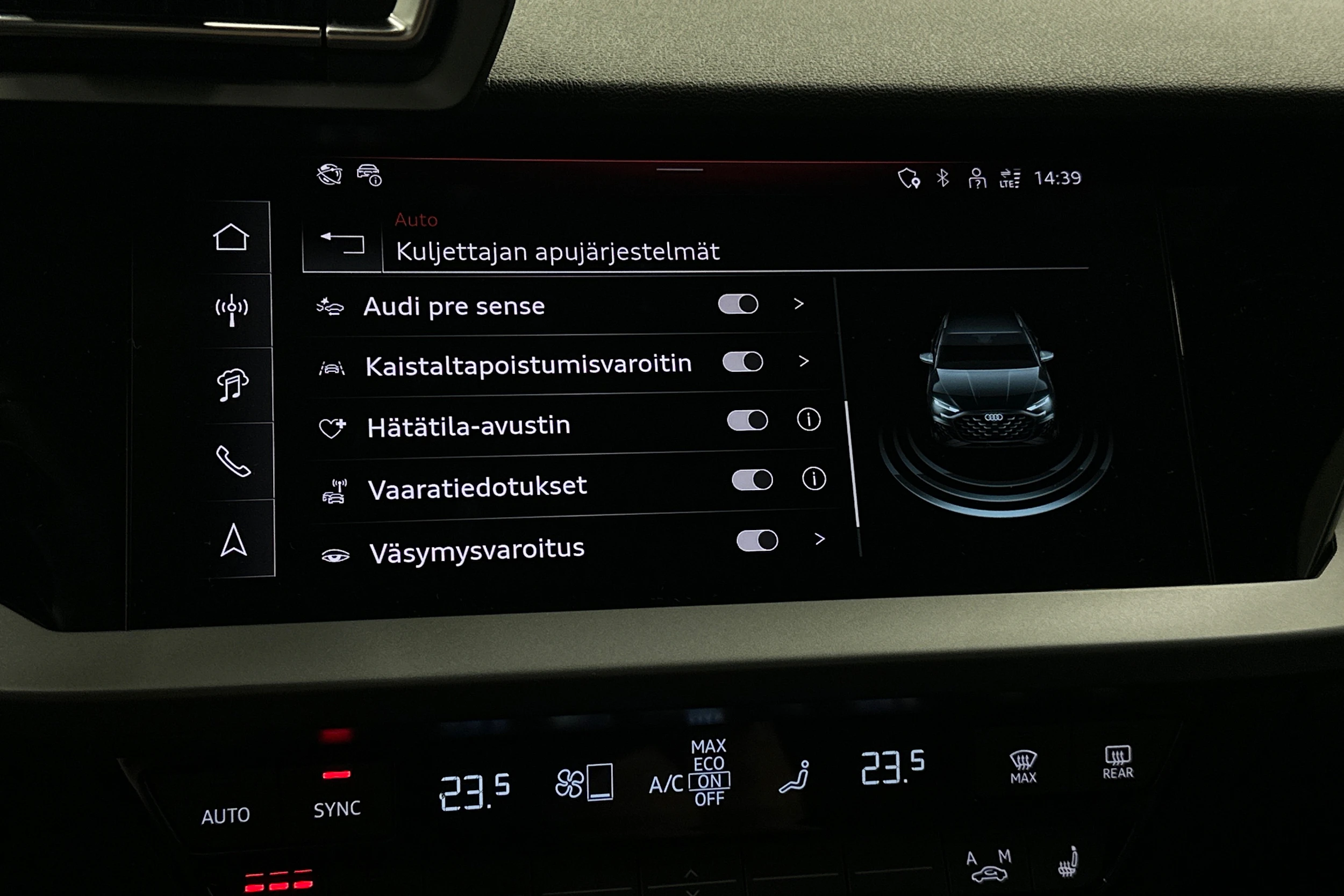 valkoinen Audi A3 2026 kuva 27.