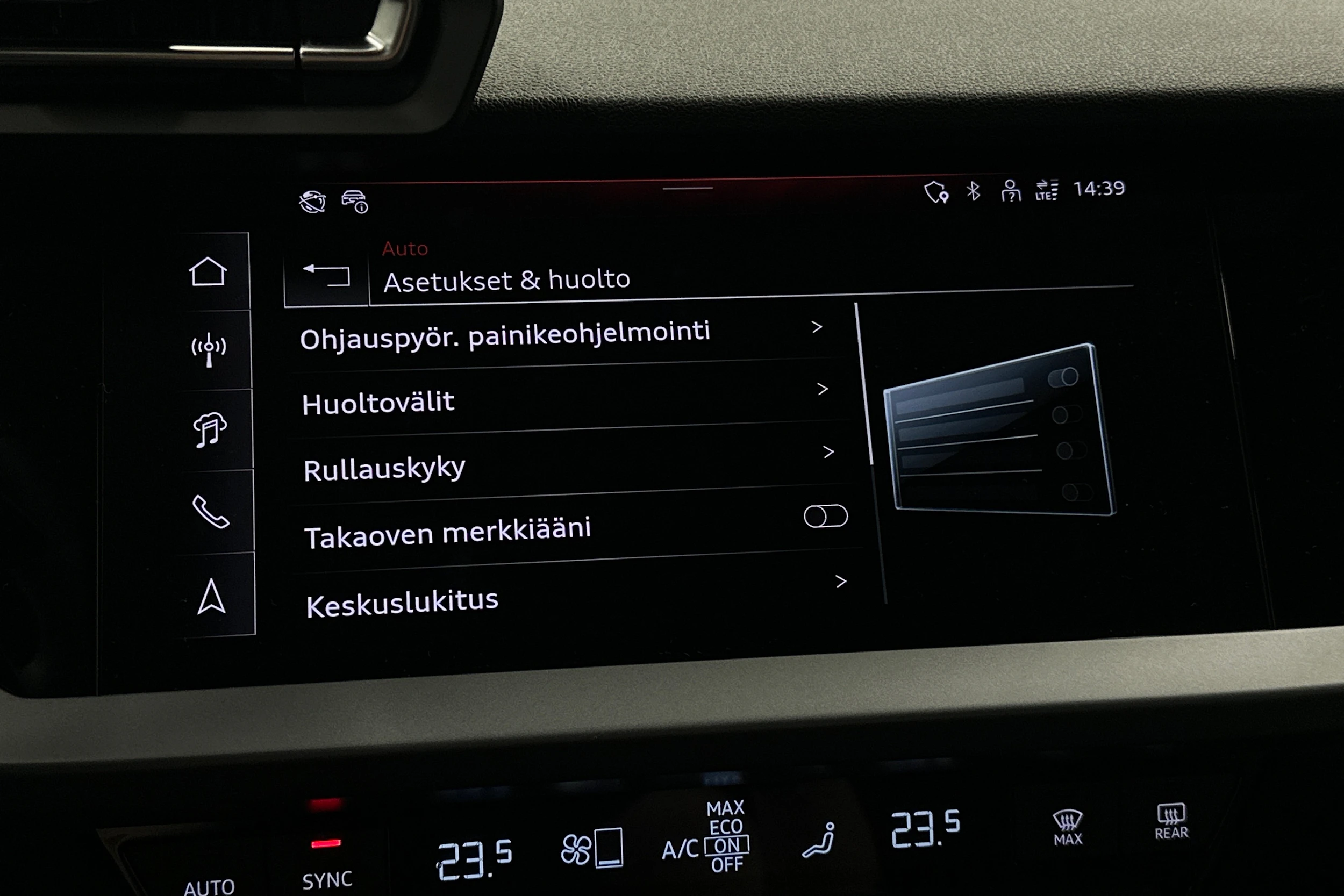 valkoinen Audi A3 2026 kuva 28.