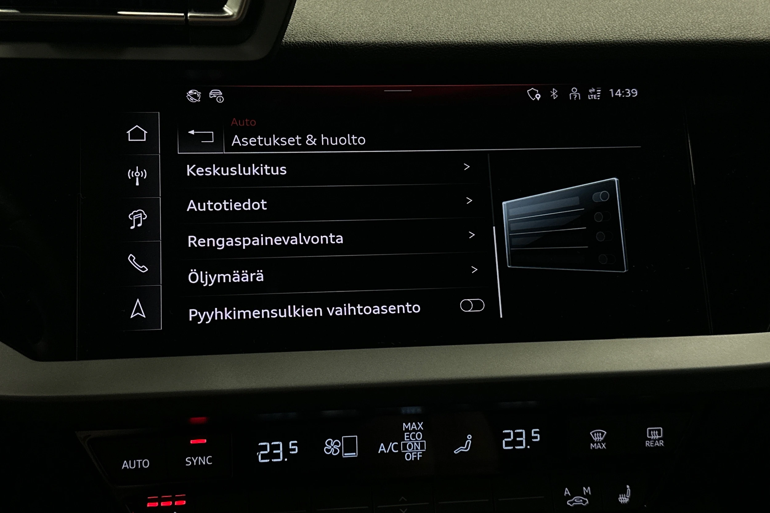 valkoinen Audi A3 2026 kuva 29.