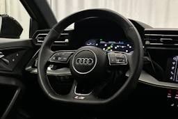 keltainen Audi A3 2026 kuva 14.