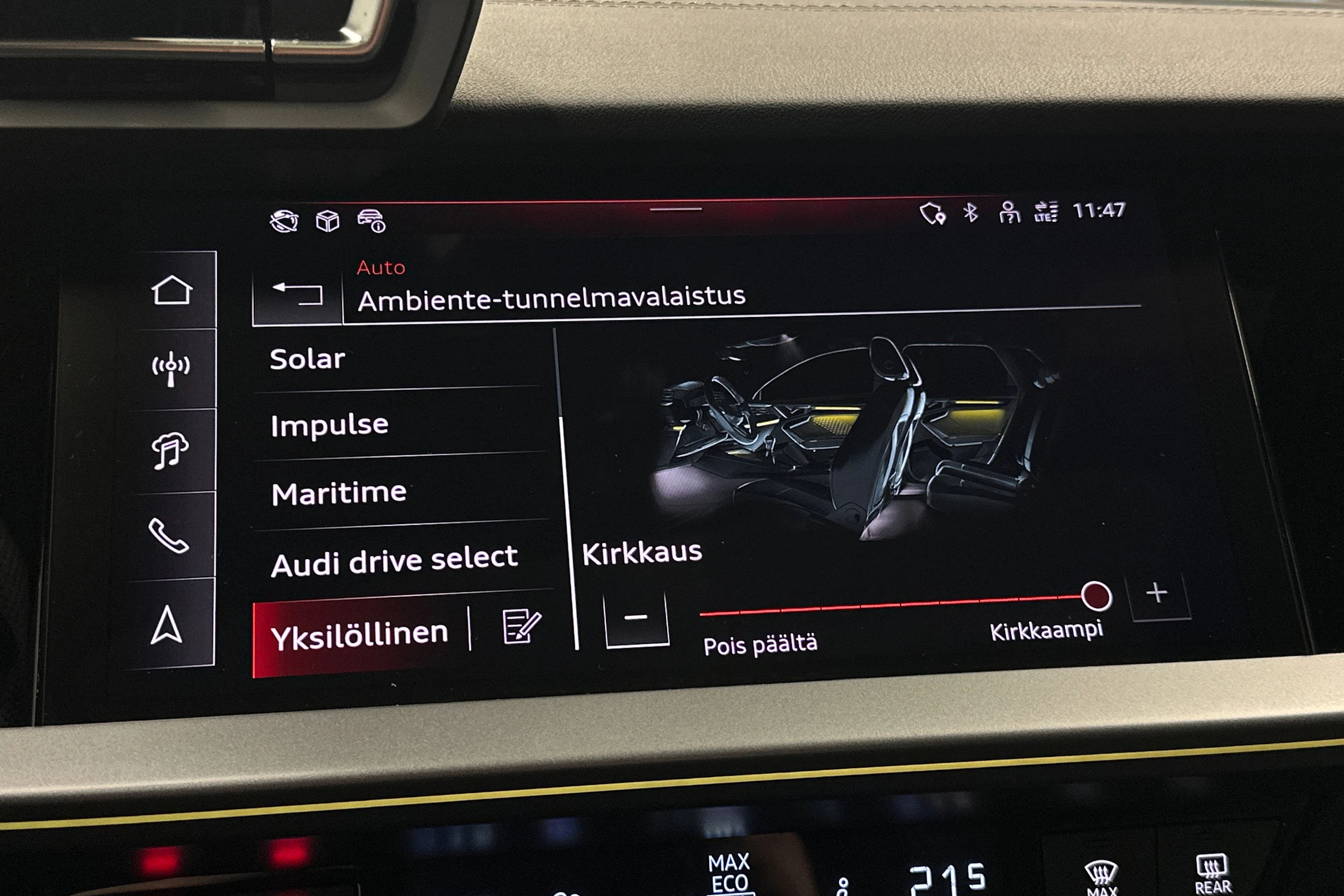 keltainen Audi A3 2026 kuva 22.