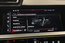 keltainen Audi A3 2026 kuva 22.