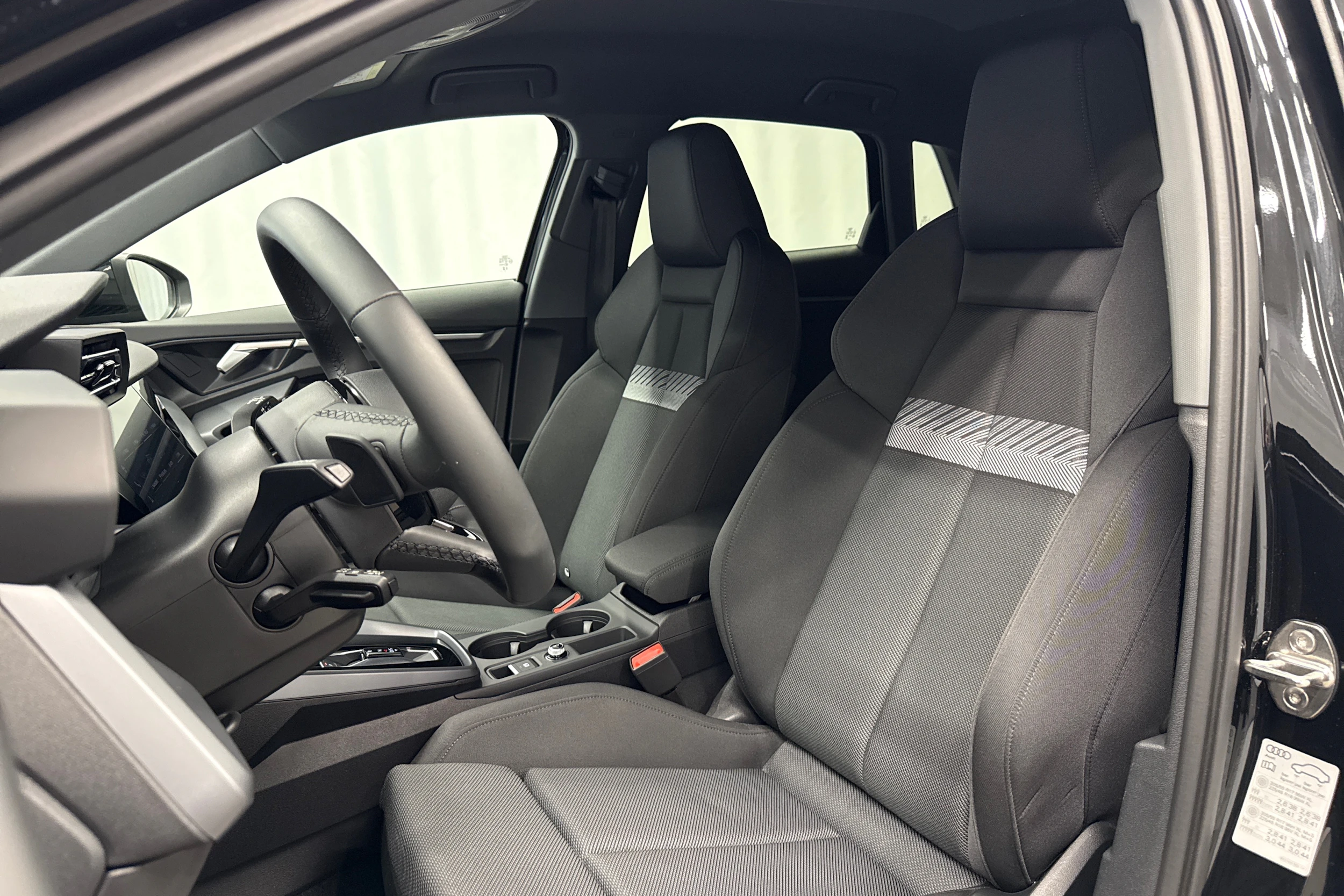 musta Audi A3 2026 kuva 28.