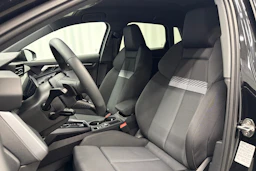 musta Audi A3 2026 kuva 28.