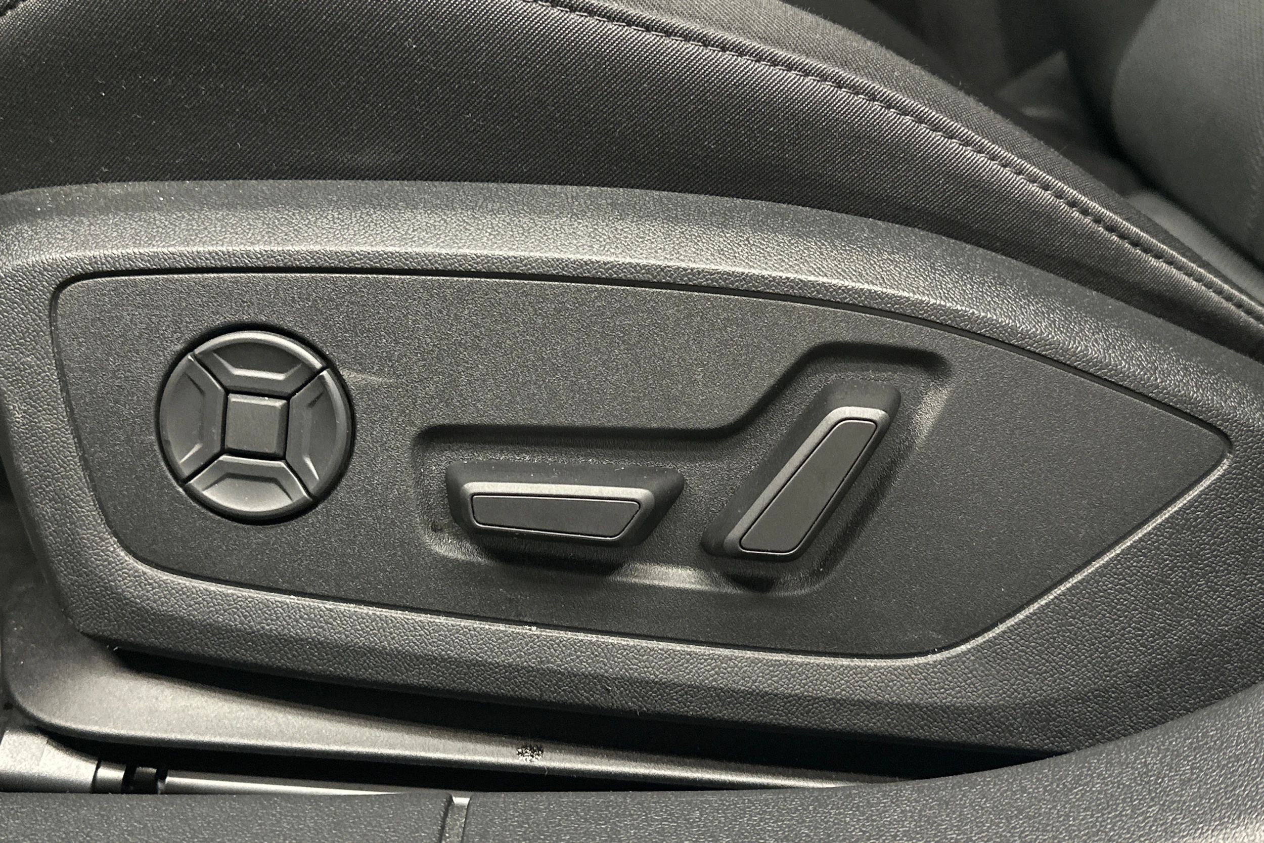 harmaa Audi A3 2026 kuva 14.