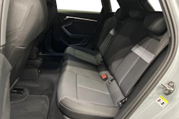 harmaa Audi A3 2026 kuva 8.