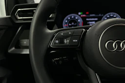 harmaa Audi A3 2026 kuva 11.