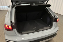 harmaa Audi A3 2026 kuva 38.