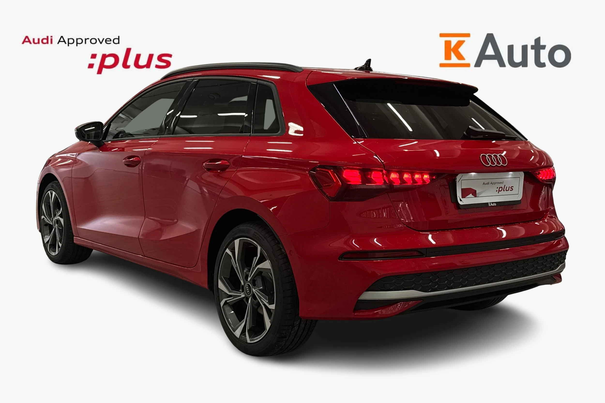 punainen Audi A3 2026 kuva 2.