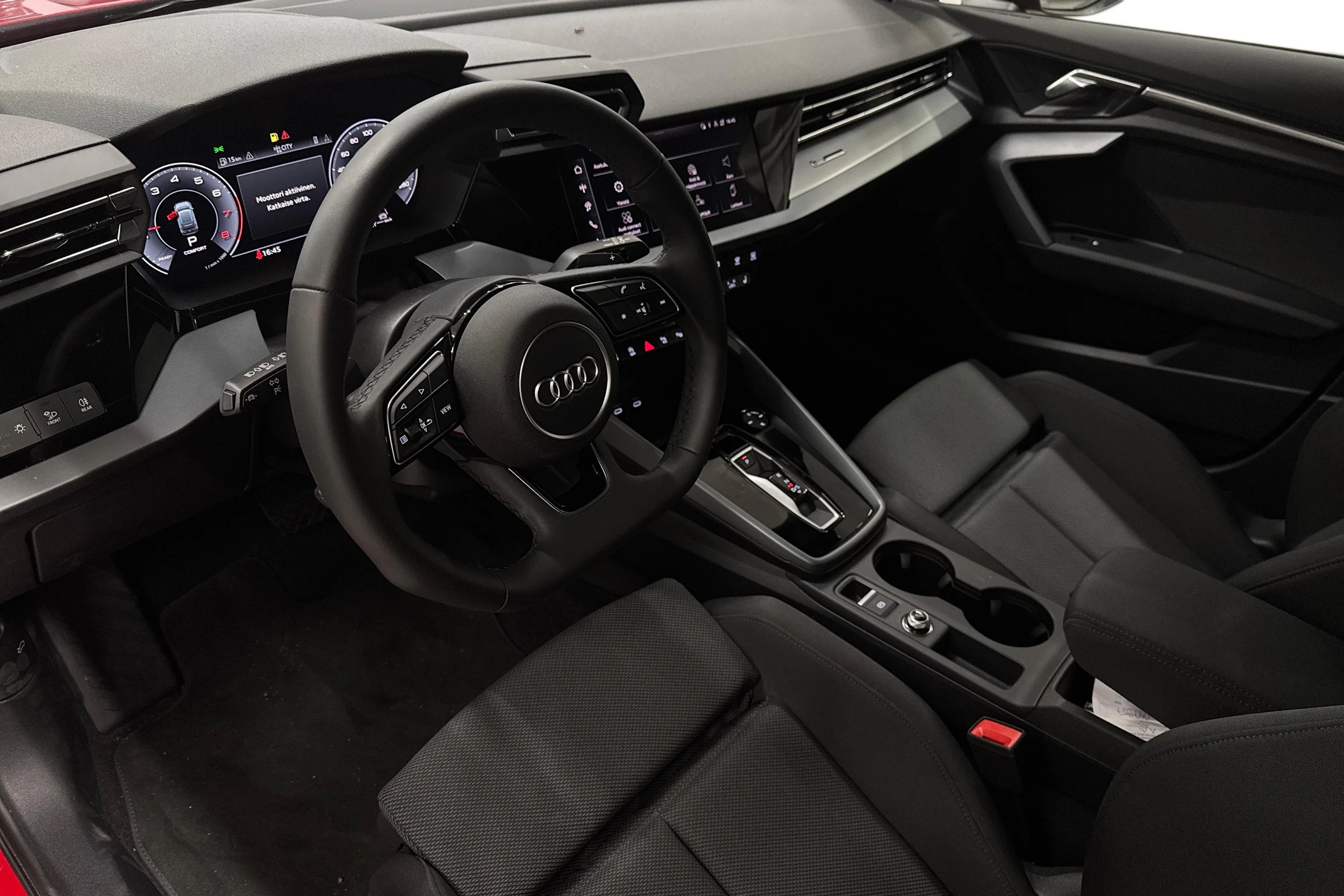 punainen Audi A3 2026 kuva 6.