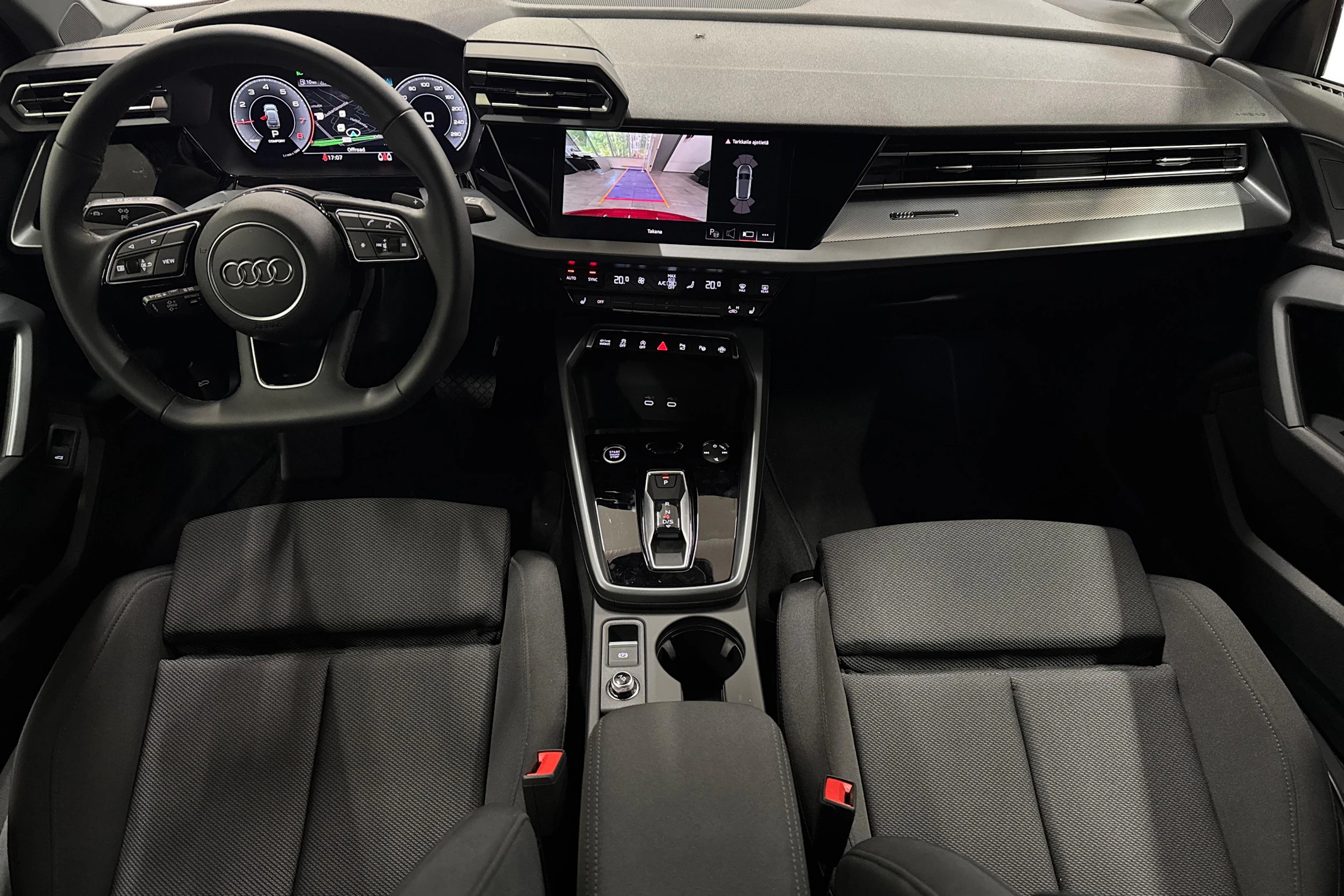 punainen Audi A3 2026 kuva 7.