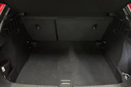 punainen Audi A3 2026 kuva 11.