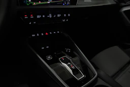 punainen Audi A3 2026 kuva 18.