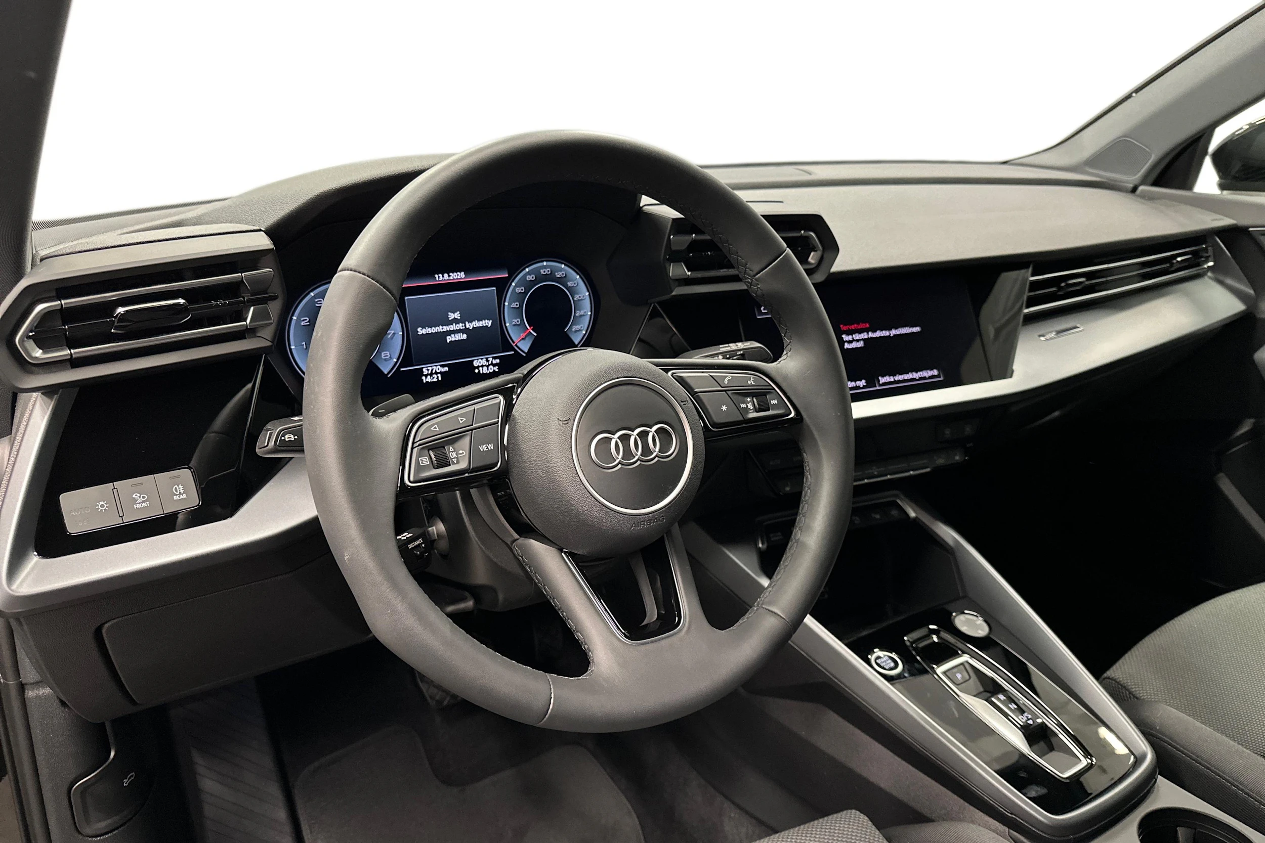 musta Audi A3 2026 kuva 6.