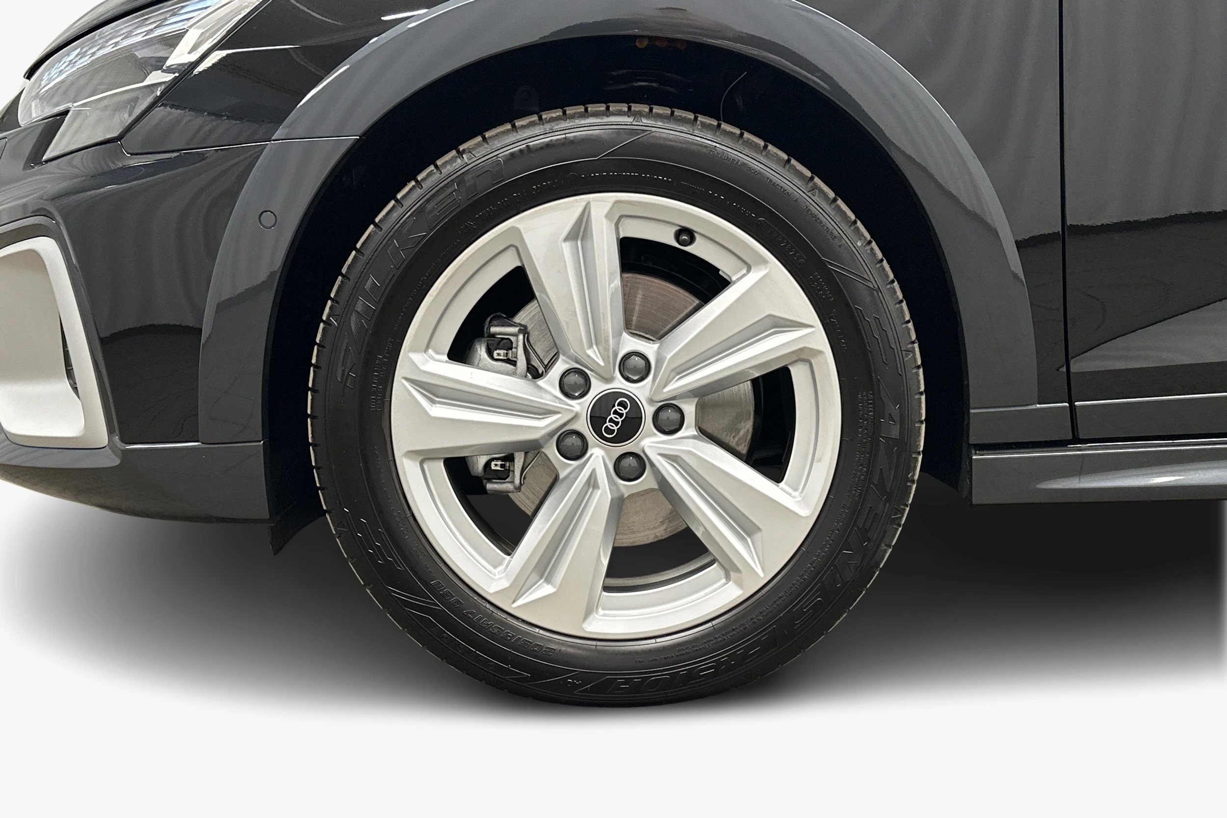 musta Audi A3 2026 kuva 9.