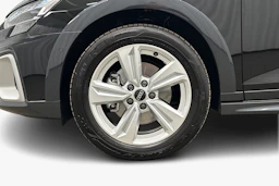 musta Audi A3 2026 kuva 9.