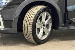 musta Audi A3 2026 kuva 10.