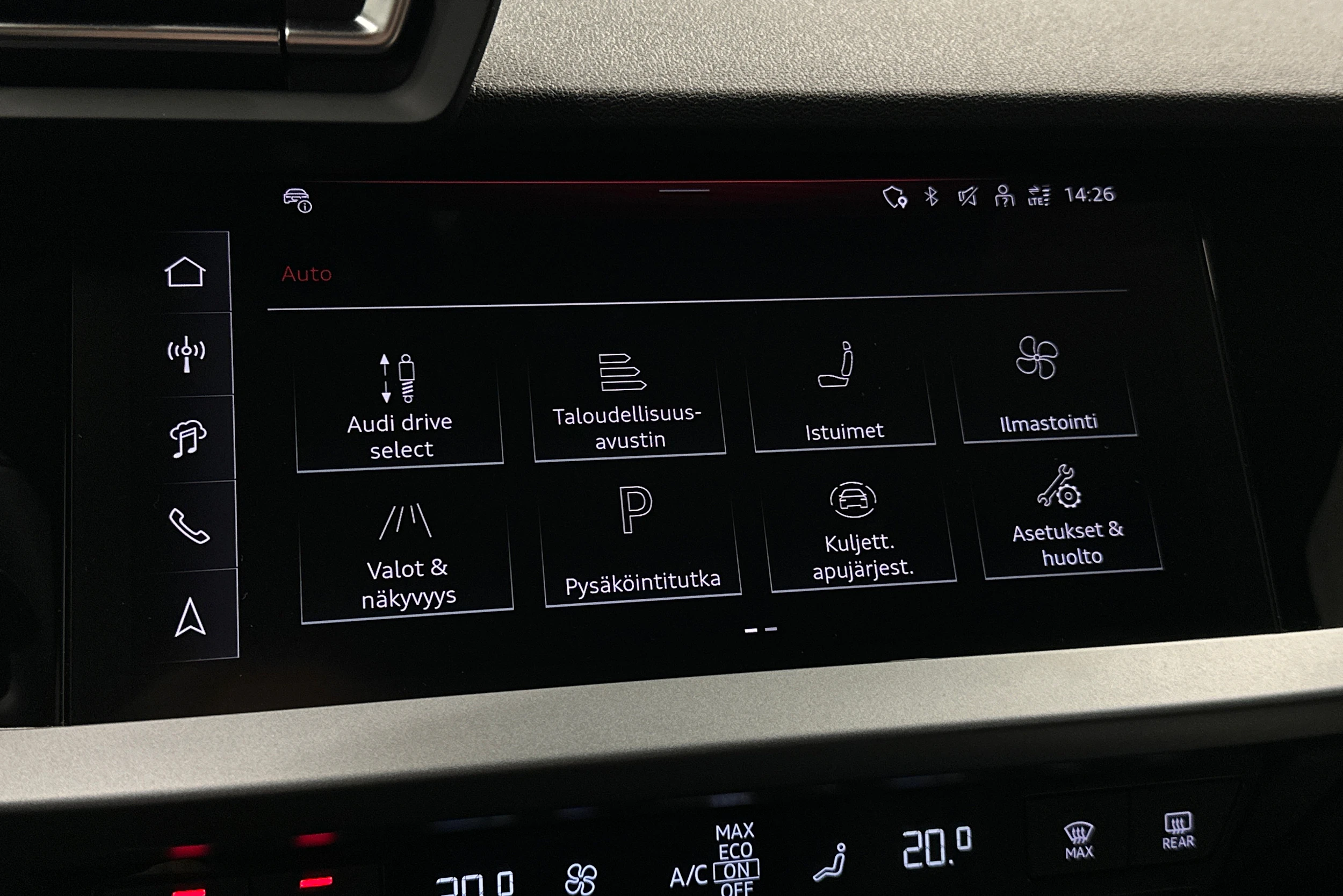 musta Audi A3 2026 kuva 25.
