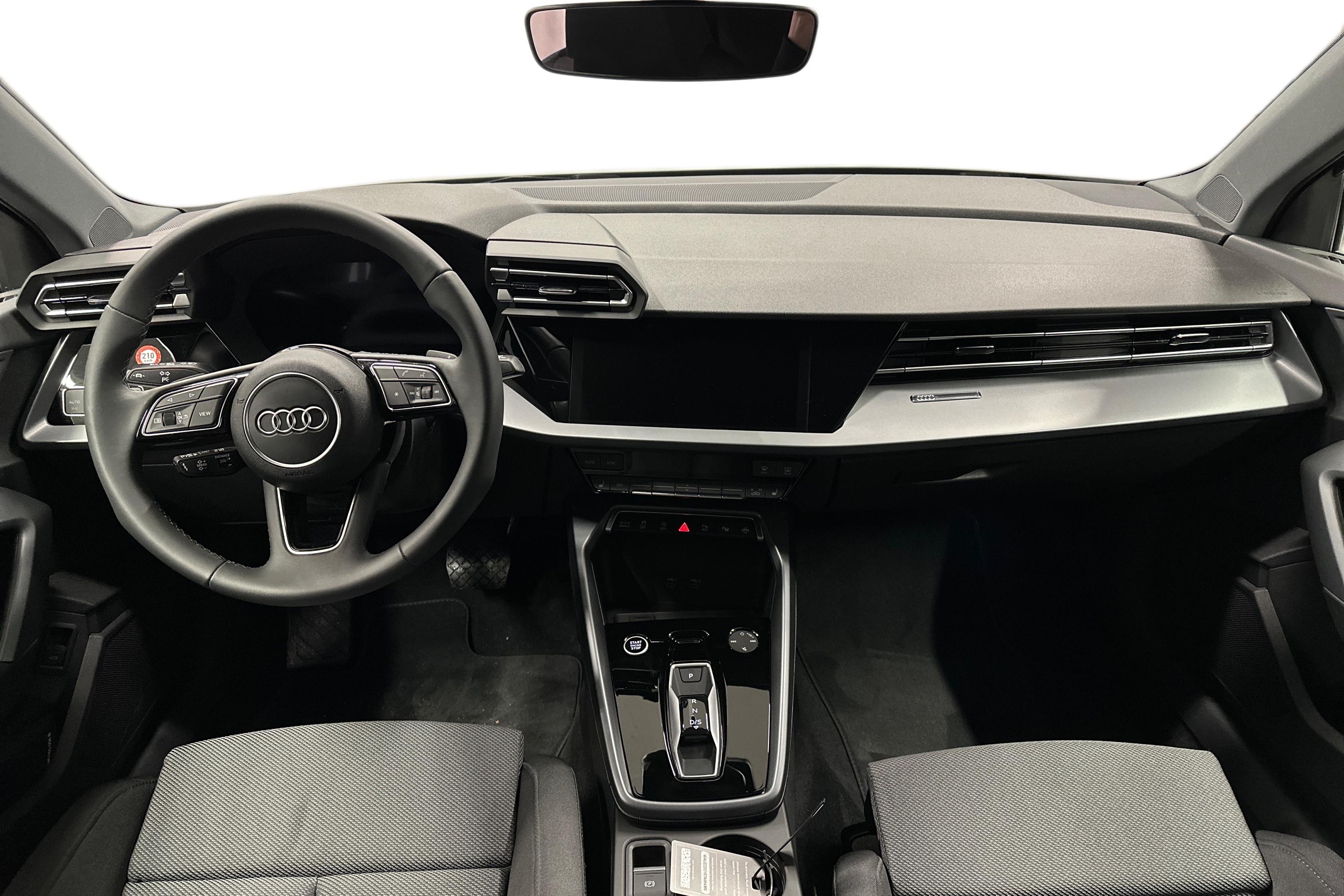 Audi A3 allstreet TFSI 110 kW 2026, kuva 7/39