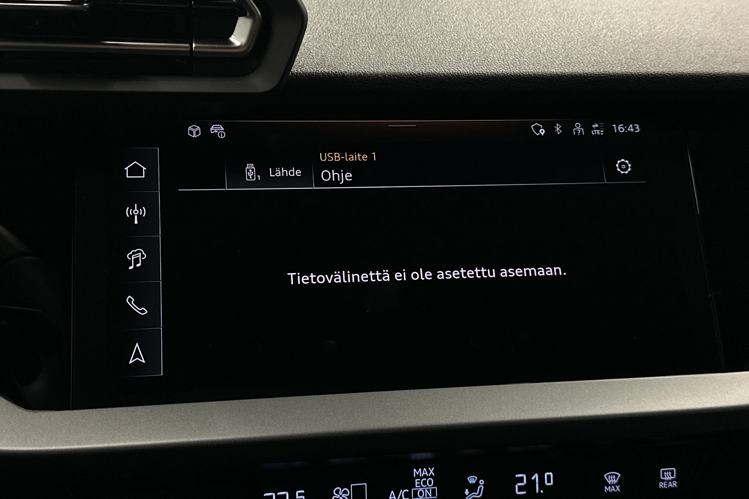 vihreä Audi A3 2026 kuva 21.