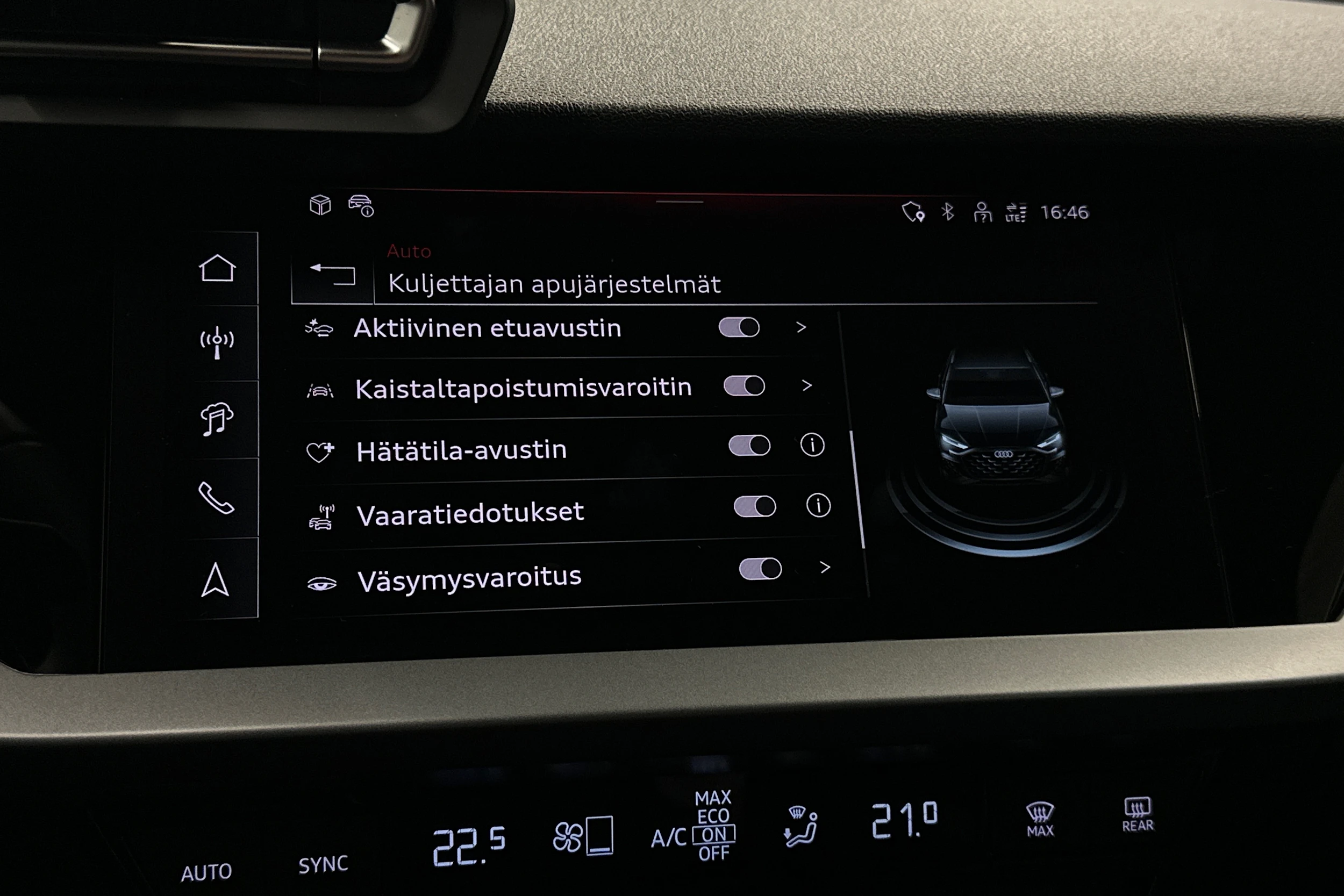 vihreä Audi A3 2026 kuva 30.