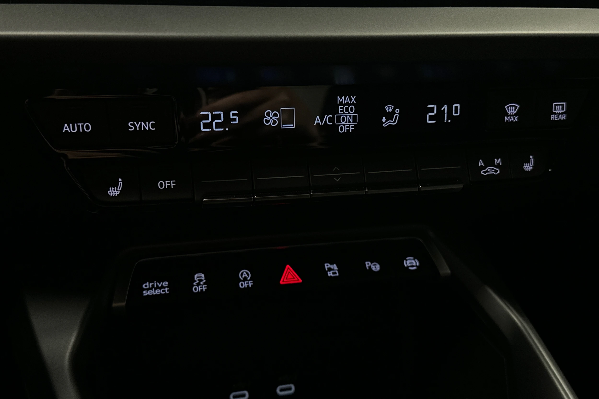 vihreä Audi A3 2026 kuva 34.