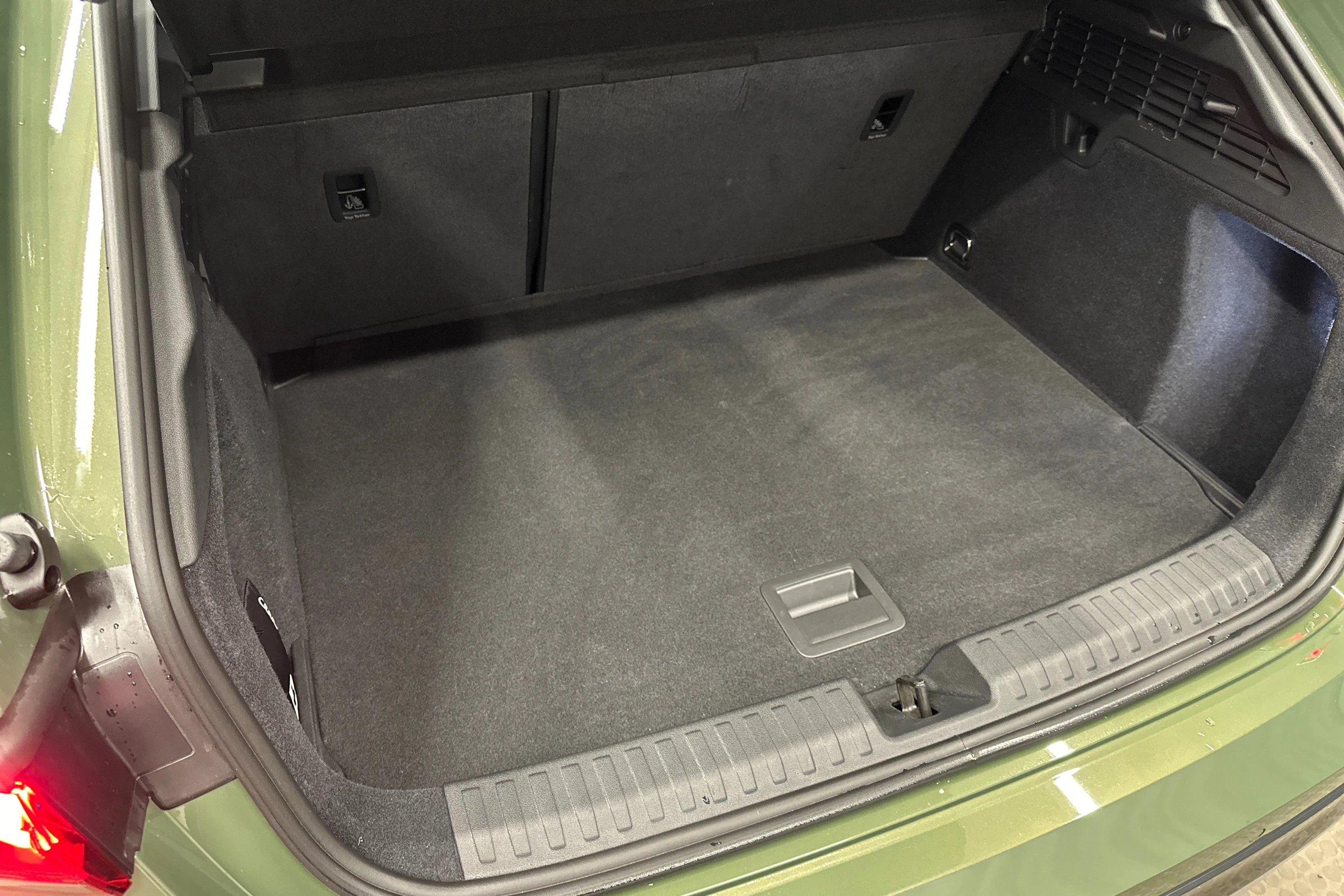 vihreä Audi A3 2026 kuva 37.