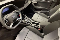 musta Audi A3 2026 kuva 6.